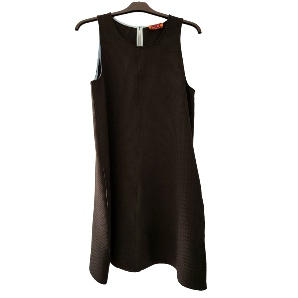 Sleeveless Shift Dress Size S Black Textured Sheath Pockets Blue Detail
